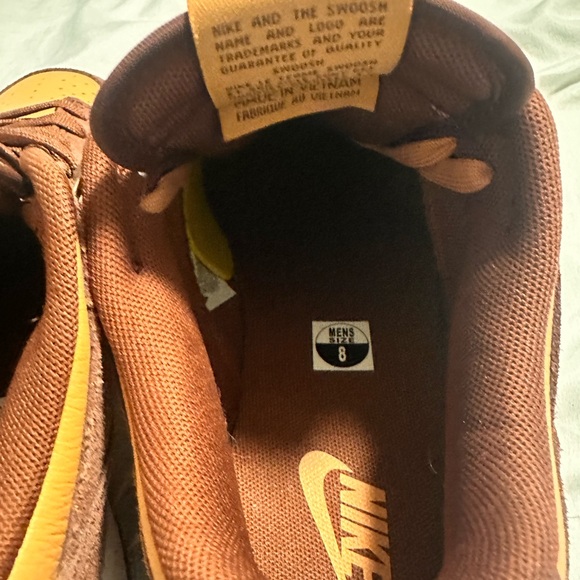 Men’s (8) Nike dunks dual-tone - Picture 3 of 3